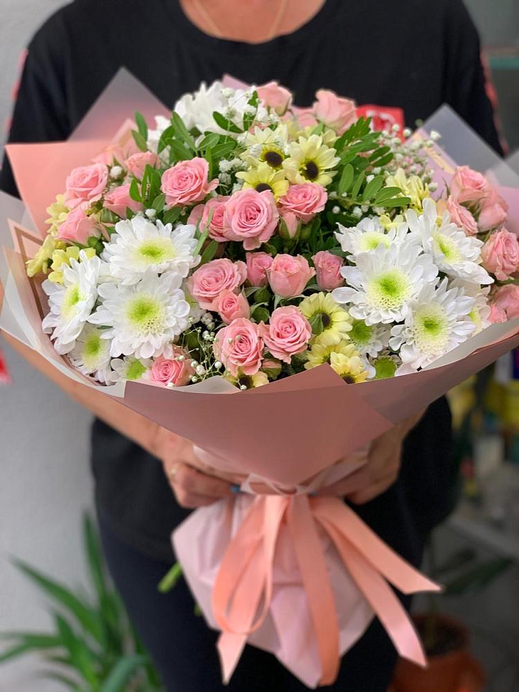 Букет цветов из: Розы и Хризантемы в Пяозерский