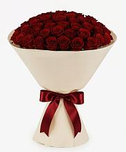 Букет 101 Бордовая роза Блэк Бакарра в Пяозерский