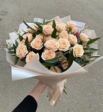 Букет Кремовые розы Латте в Пяозерский