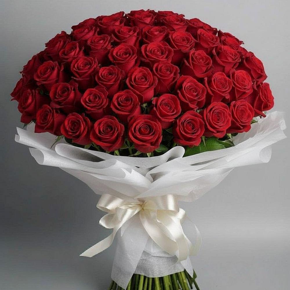 Букет 101 Красная роза Блэк Мэджик в Пяозерский