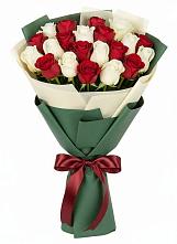 Букет Микс из красных и белых роз #REPLACE_PRED# Пяозерский