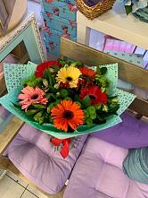 Букет цветов из:  Герберы, Хризантемы и Альстромерии #REPLACE_PRED# Пяозерский