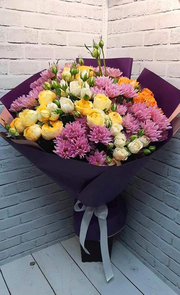 Букет цветов из: Хризантемы и Розы в Пяозерский