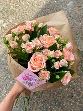 Букет цветов из:  Розы #REPLACE_PRED# Пяозерский