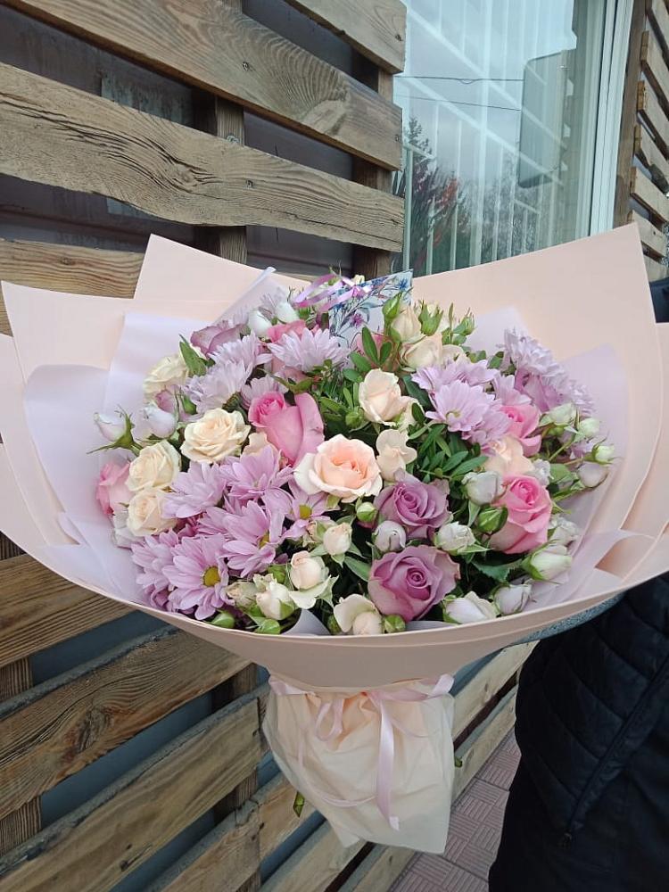 Букет цветов из: Розы и Хризантемы в Пяозерский