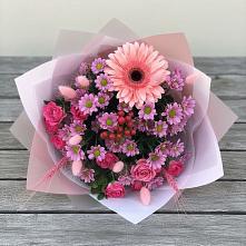 Букет цветов из:  Розы, Герберы и Хризантемы в Пяозерский